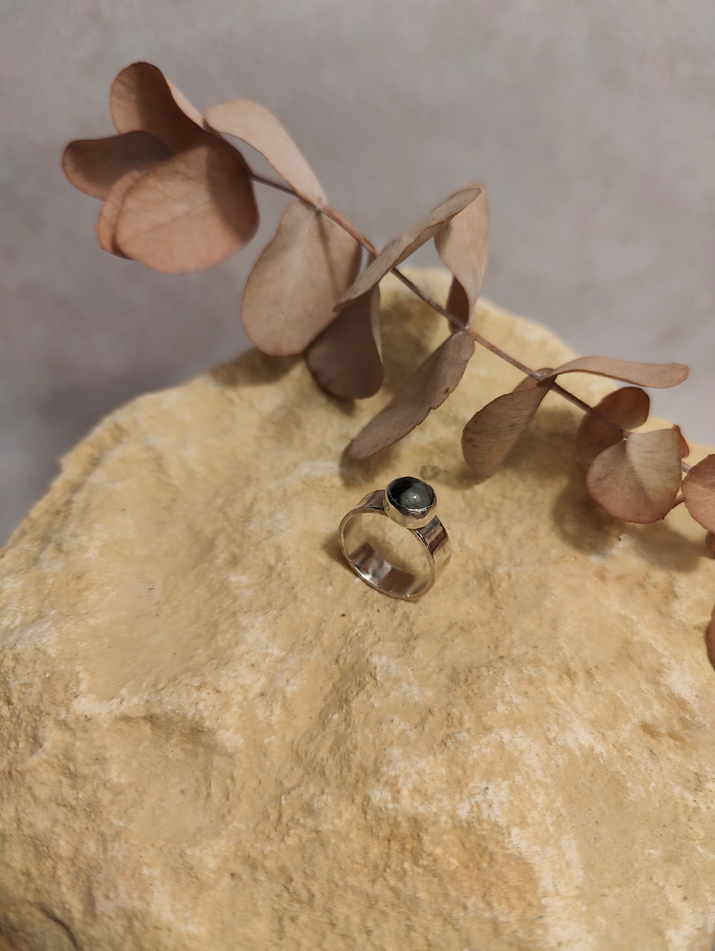 Black Tourmalinated Quartz Thick Ring UK Size K