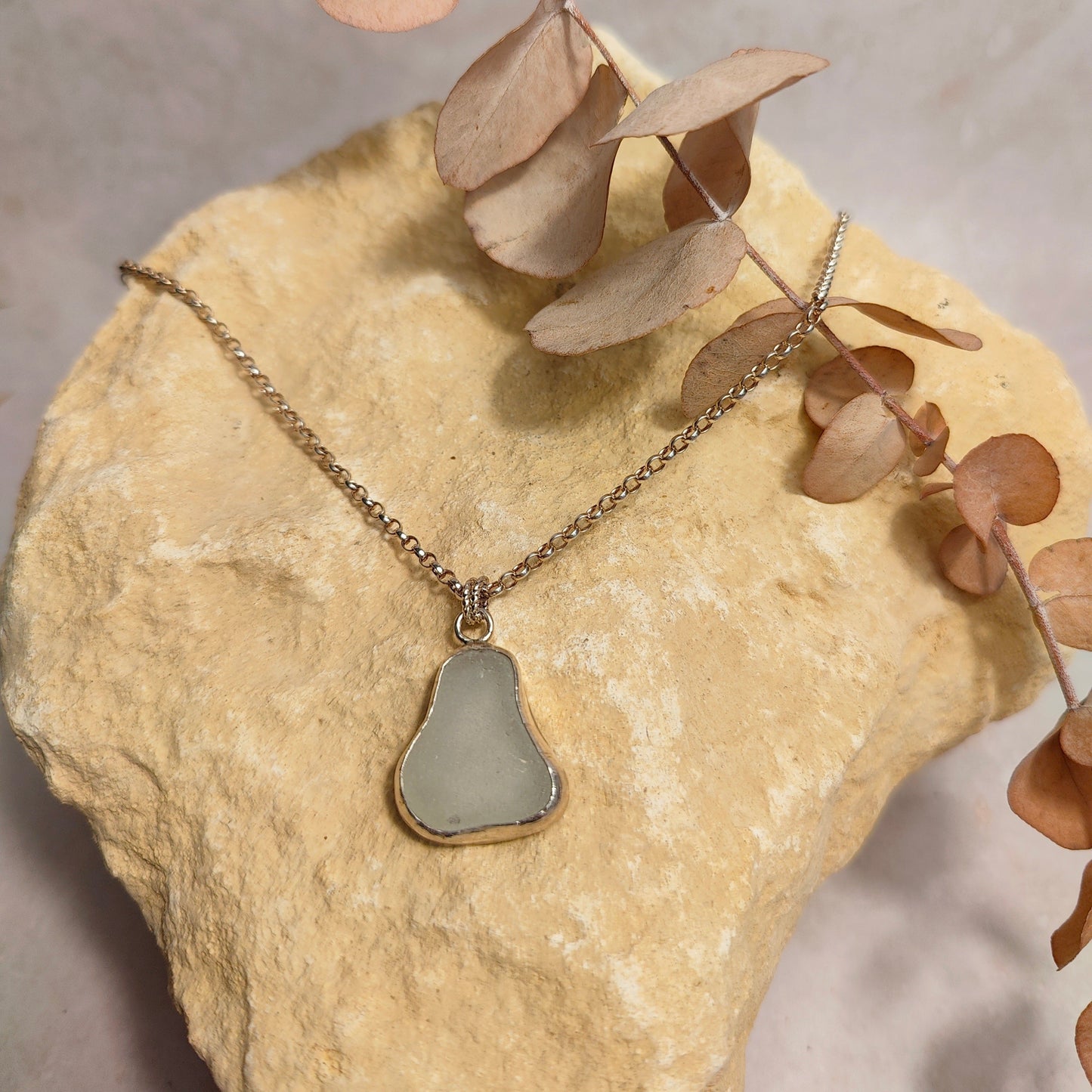 Frosty Seaglass Pendant Necklace
