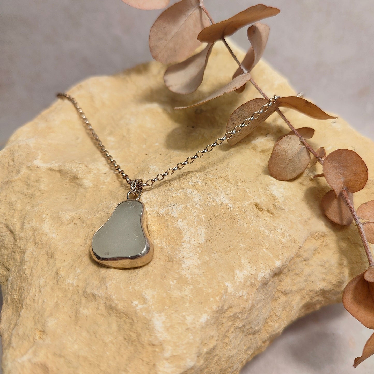 Frosty Seaglass Pendant Necklace