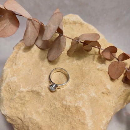 Howlite Silver Thick Ring UK Size Q