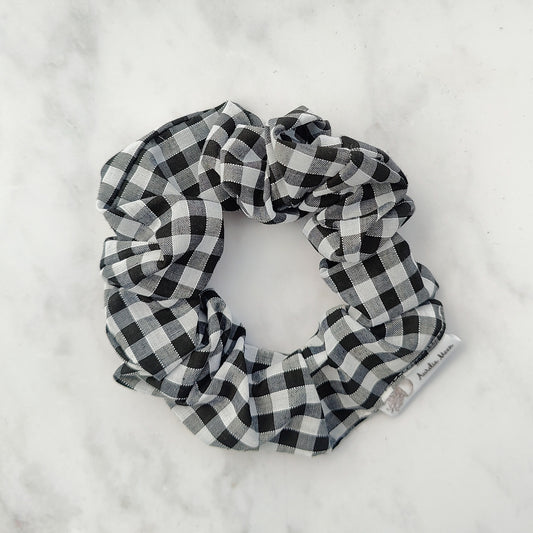 Black Gingham Scrunchie Regular