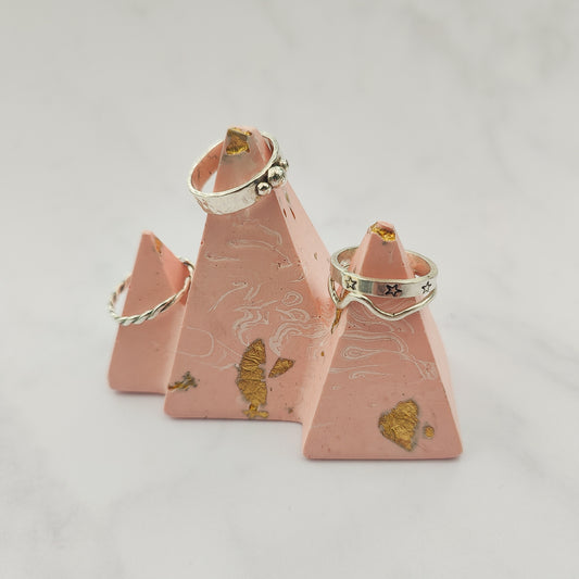 Salmon Pink With Gold Leaf Ring Holder