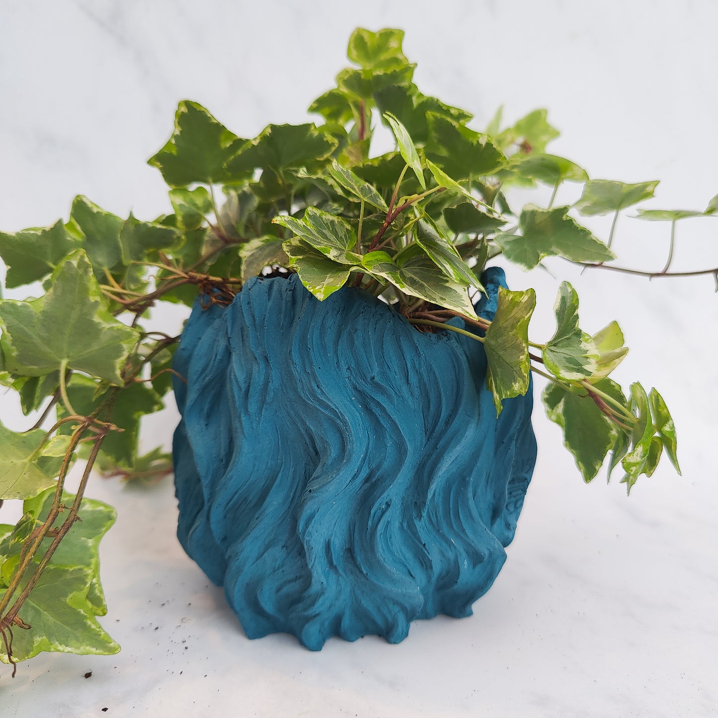 Teal Jesmonite Lion Head Plant Pot