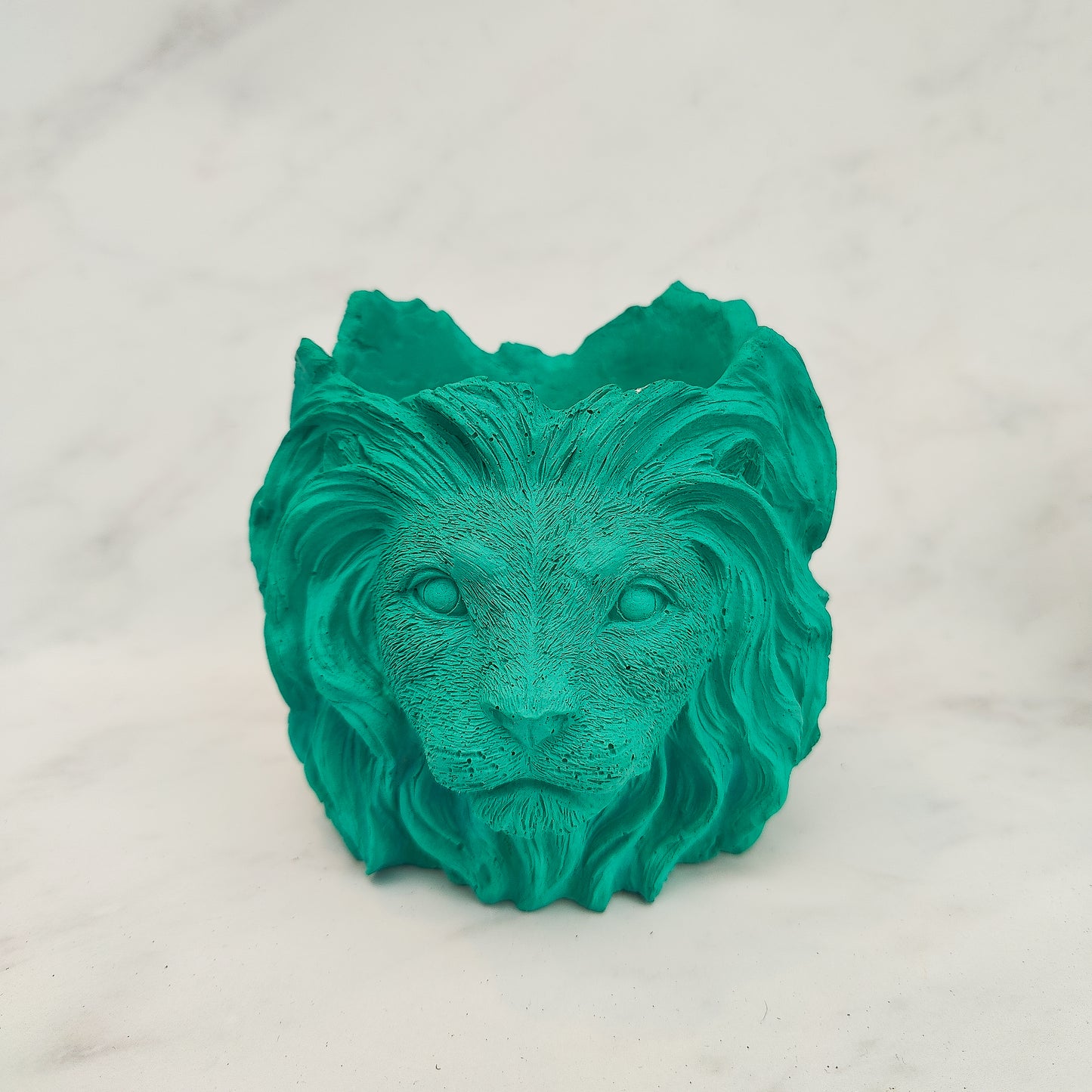 Aqua Jesmonite Lion Head Plant Pot