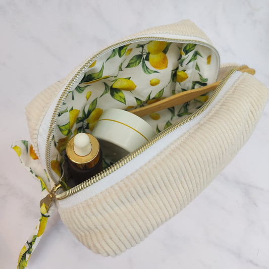 Handmade Regular Toiletry Bag Beige With Lemons